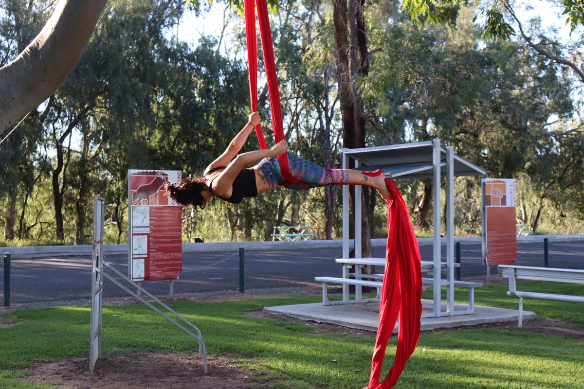 Backpackers' work/life balance | The Coonamble Times